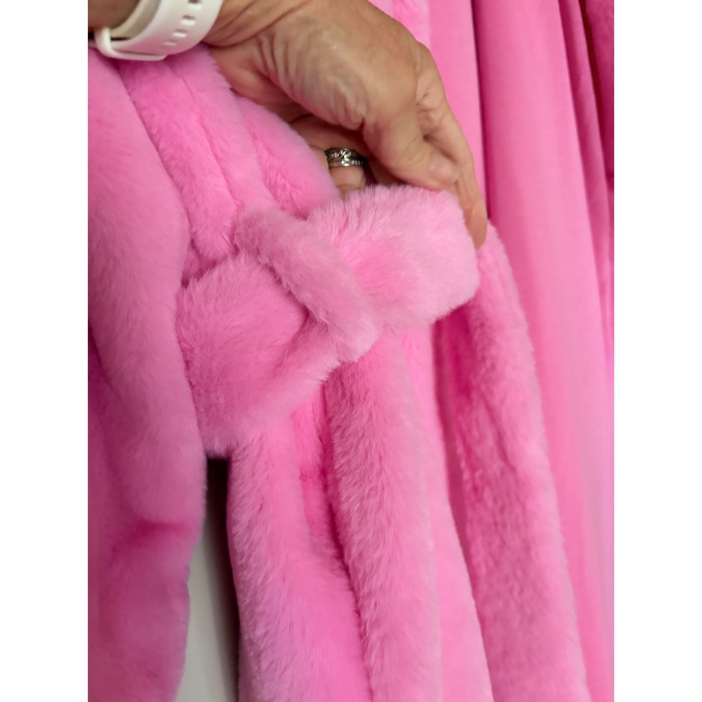 Victoria's Secret Pink Faux Fur Robe Shawl Collar Belted Pockets M/L‎ Loungewear - Picture 6 of 11